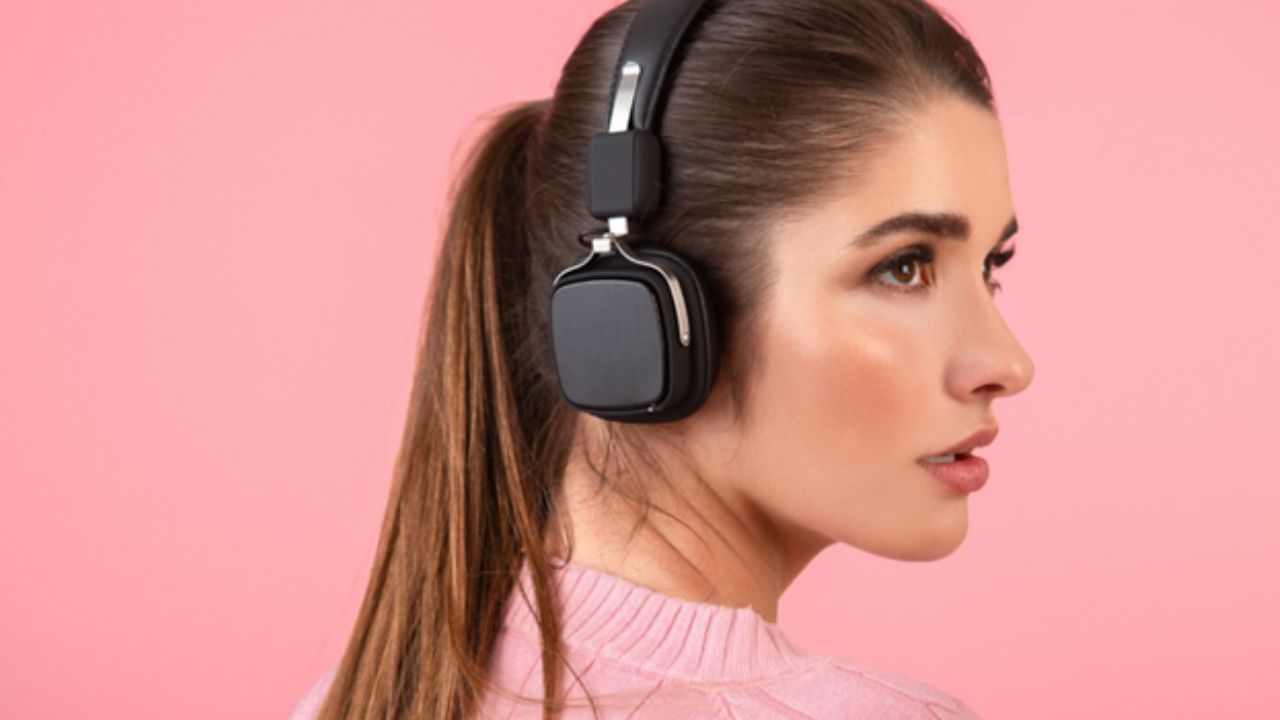 Experience Unbeatable Sound Quality with Xbox One Wireless Headphones