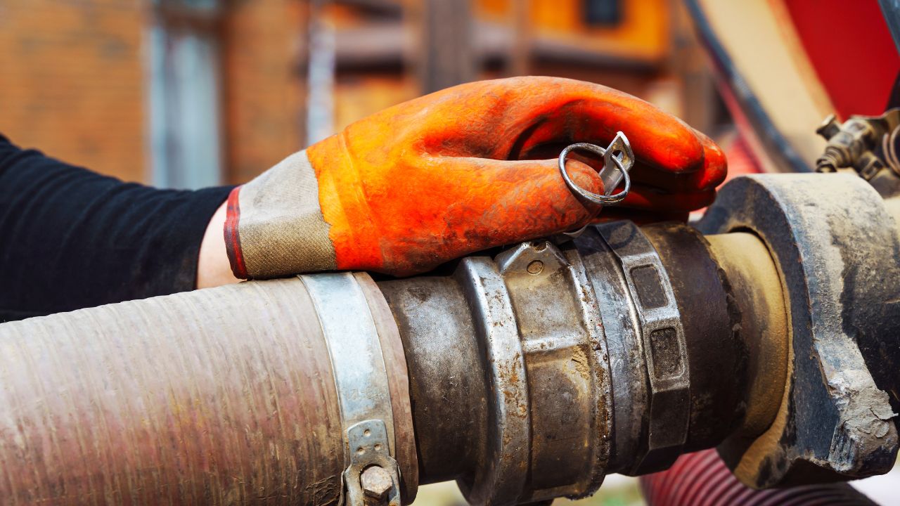 cost to empty septic tank