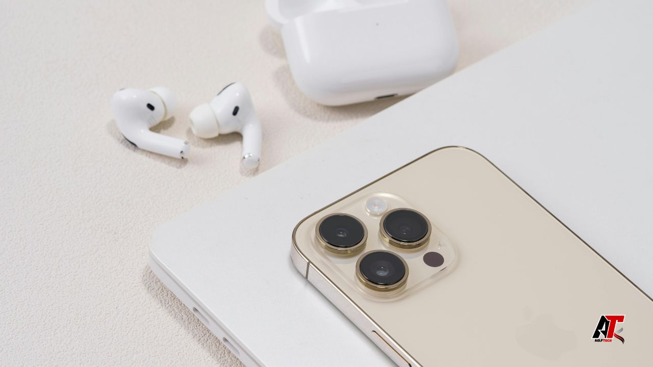 wireless earbuds