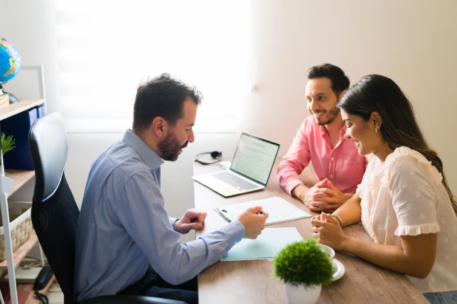 How Australian Insurers Can Keep Policyholders Informed During Large-Scale Claims Events